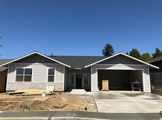 130 Ridge View Ct, Fortuna, CA 95540