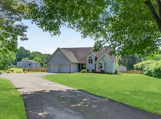 182 Otter Rd, Campbell Hall, NY 10916