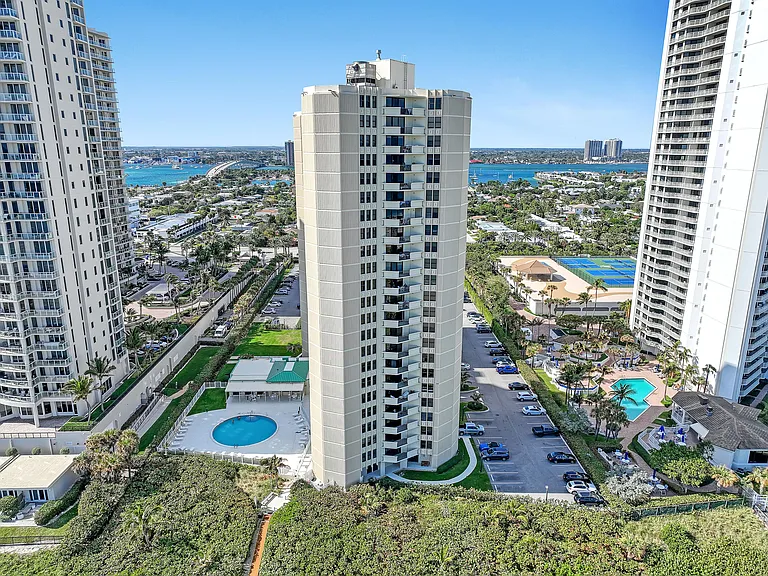 2800 N Ocean Dr #A-3C — Photo 32