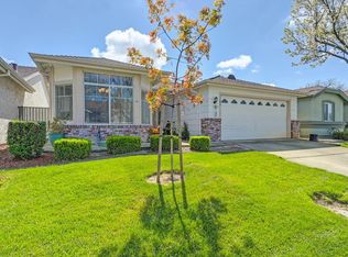 7104 Sunbridge Ln, Sacramento, CA