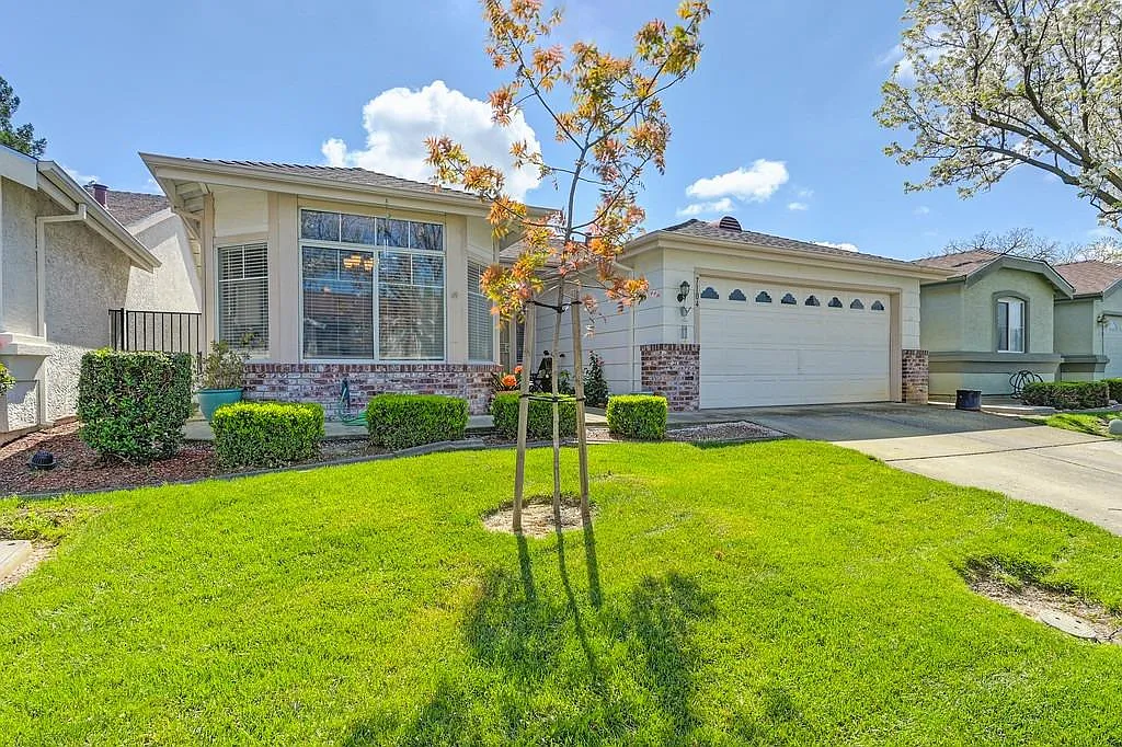 7104 Sunbridge Ln photo 1