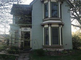 705 2nd Ave, Vinton, IA 52349