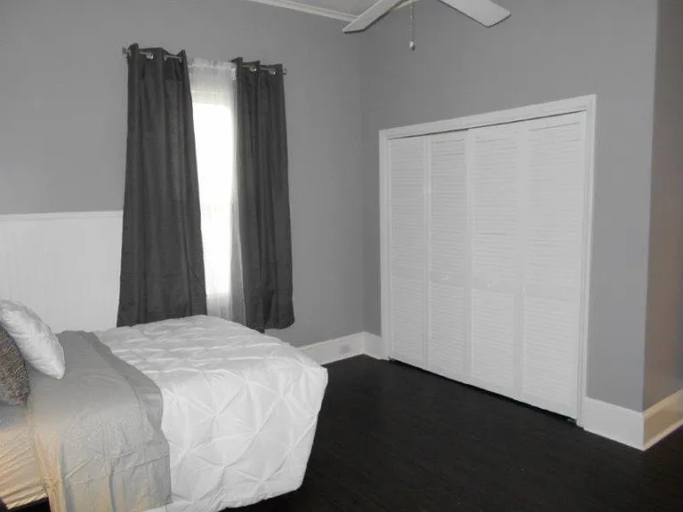 2414 Shirley St — Photo 4