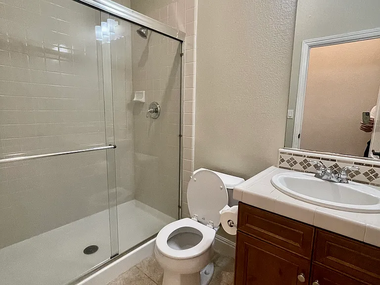 6408 Vilamoura Way — Photo 23