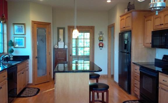 5th image of 3816 Plum Creek Dr