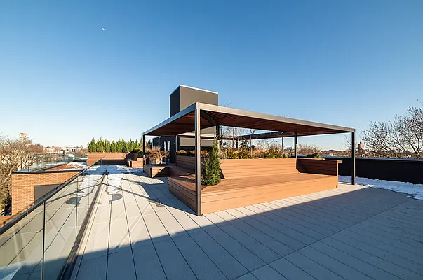 Rented by Twin Group | media 65