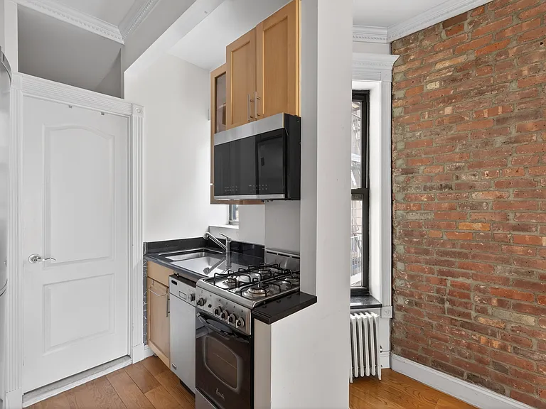 245 Mulberry St #9 — Photo 5