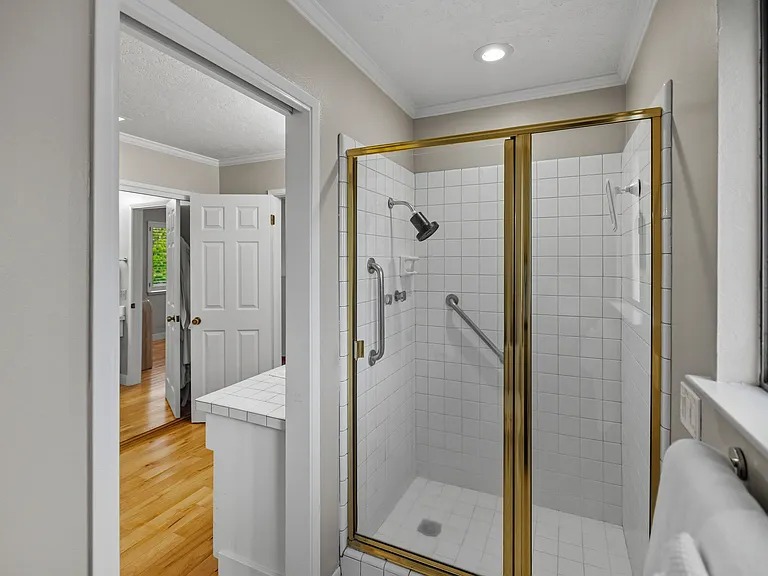 2865 Lasauen Rd — Photo 23