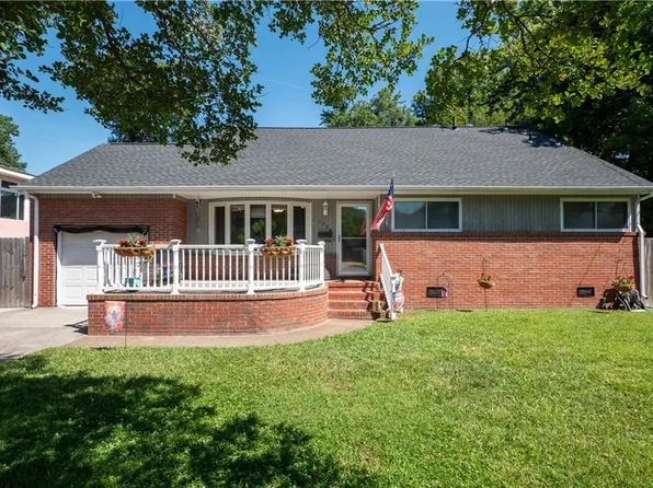 1724 Kingsway Rd, Norfolk, VA 23518