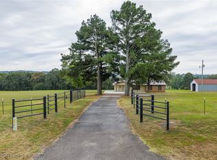 9643 Wire Rd, Mulberry, AR 72947