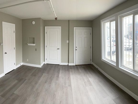 2nd image of 205 Peabody St #A