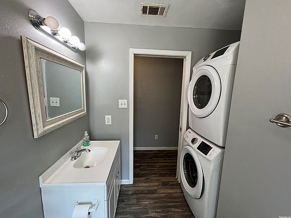 2nd image of 63 Canary Ln