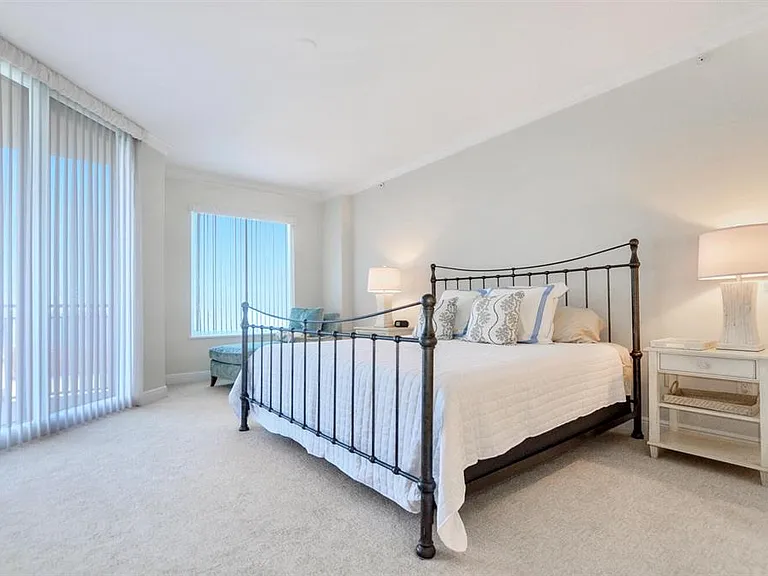 5823 Bowen Daniel Dr #802 — Photo 21