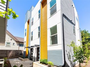 828 NW 56th St #B, Seattle, WA 98107