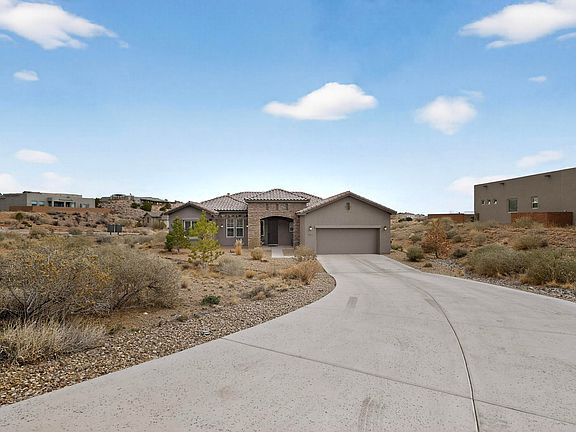 3rd image of 5572 Barranca Overlook Ct NE