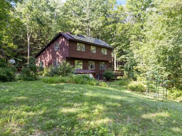 10 Sheep Road, Lee, NH 03861