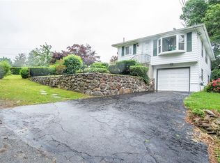 7 Easter St, North Providence, RI 02904
