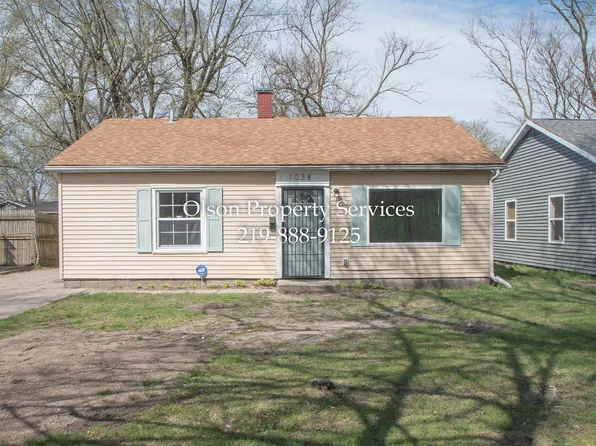 1038 Hovey St, Gary, IN 46406