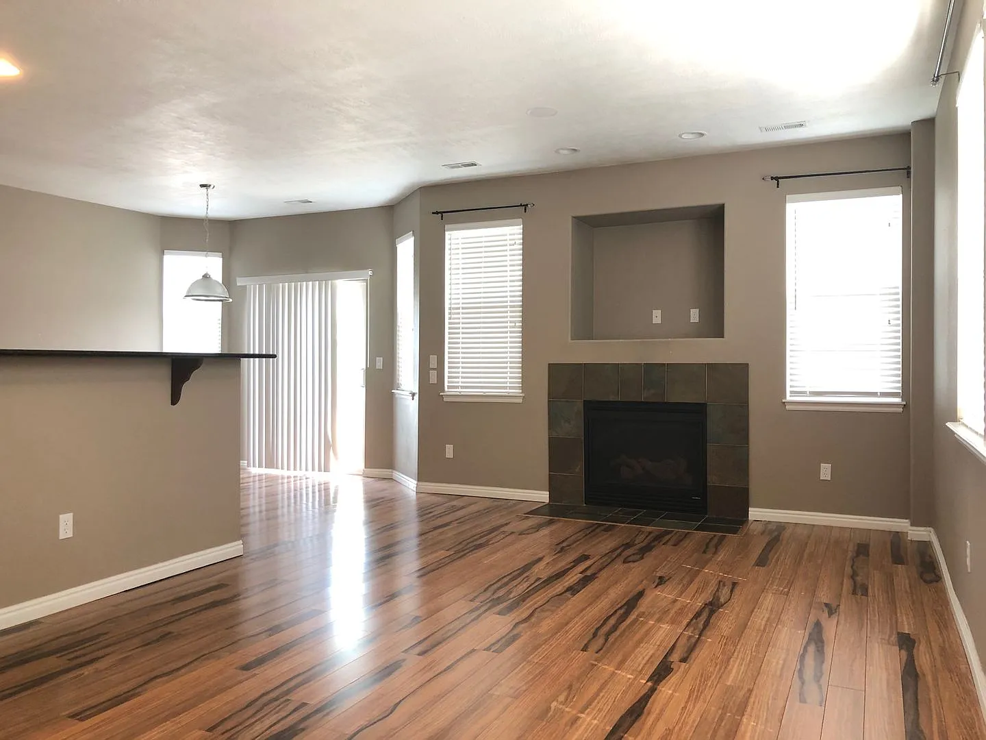 Great Townhome For Rent Now Available! — Photo 3