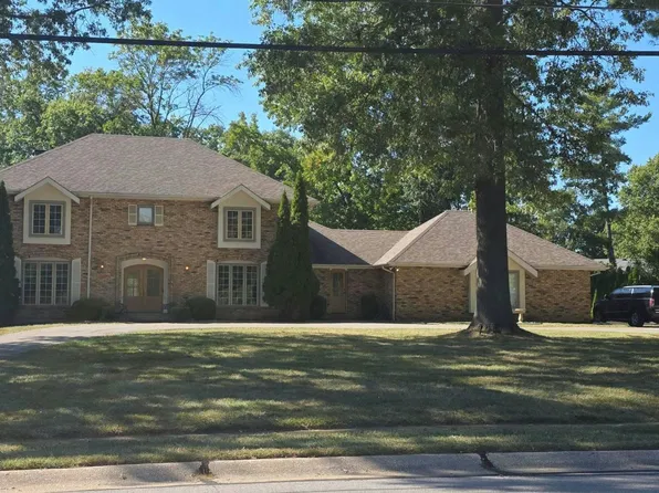 1845 Bopp Rd, Saint Louis, MO 63131