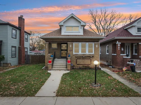 1615 S 20th Ave, Maywood, IL 60153