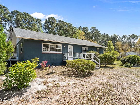 4th image of 111 King Moore Road