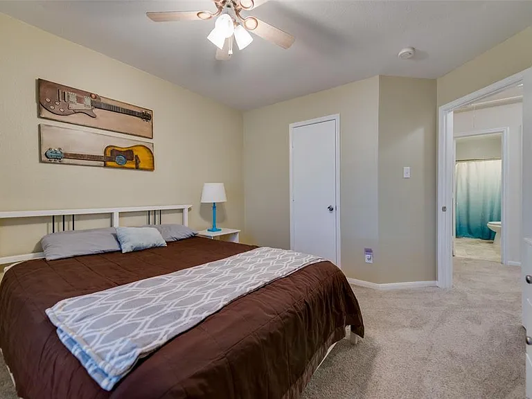 8801 Clearlake Dr — Photo 25