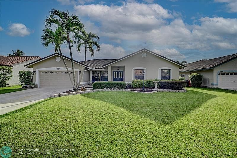 1st image of 5157 NW 47th Ave