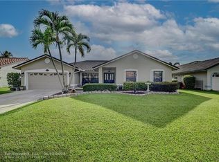 5157 NW 47th Ave, Coconut Creek, FL 33073