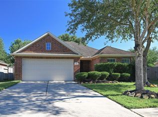 2952 Stone Spring Ln, Dickinson, TX 77539