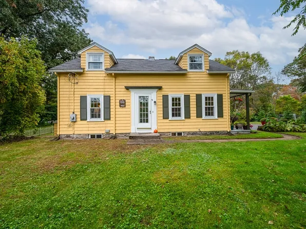 9 Cooney Ave, Plainville, MA 02762
