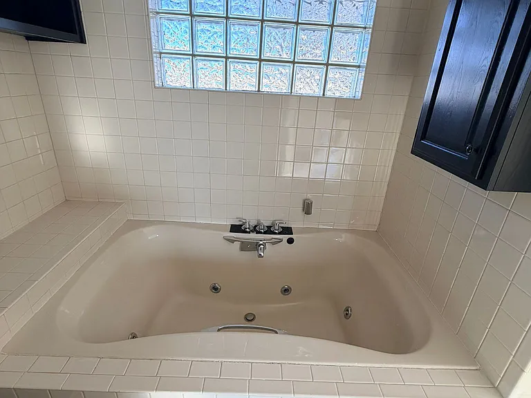1323 SE Clover Ln — Photo 25