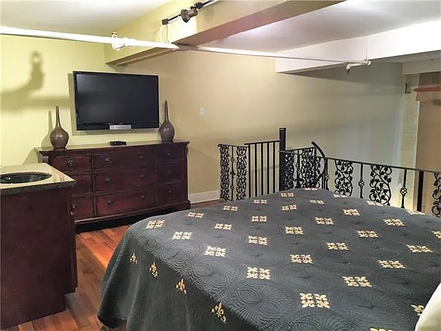 920 Poeyfarre St #113 — Photo 9