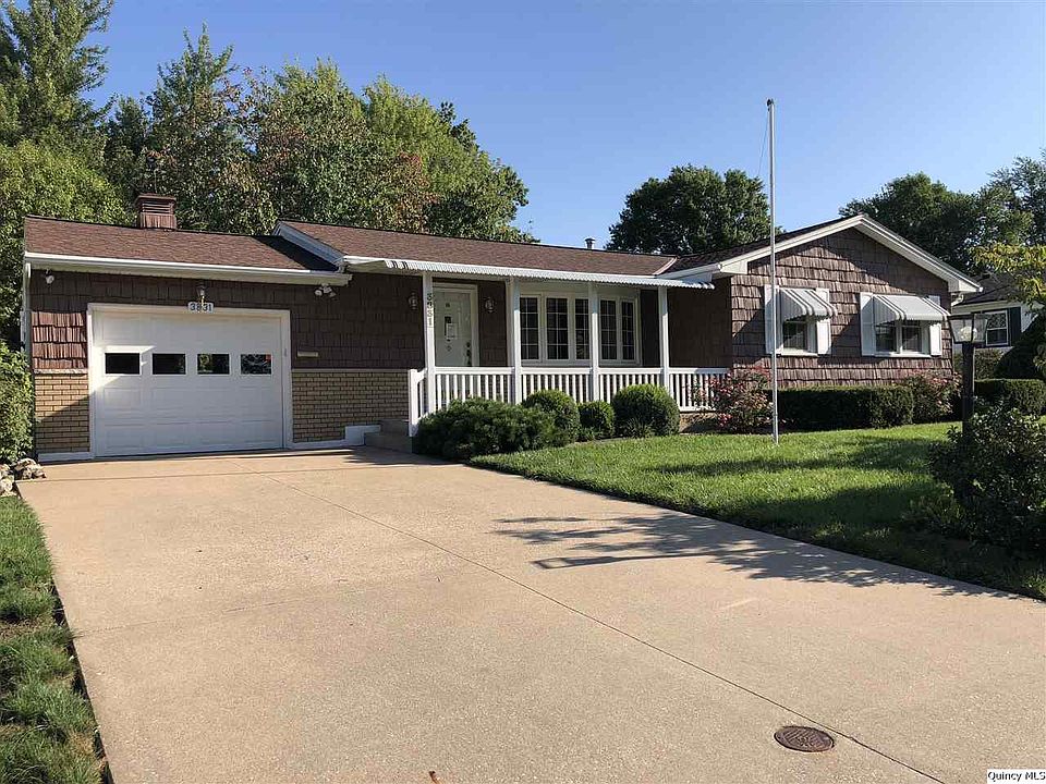 1st image of 3831 Holiday Dr
