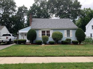 100 Harmon Ave, Springfield, MA 01118