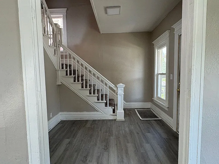 42 Garfield Pl — Photo 6