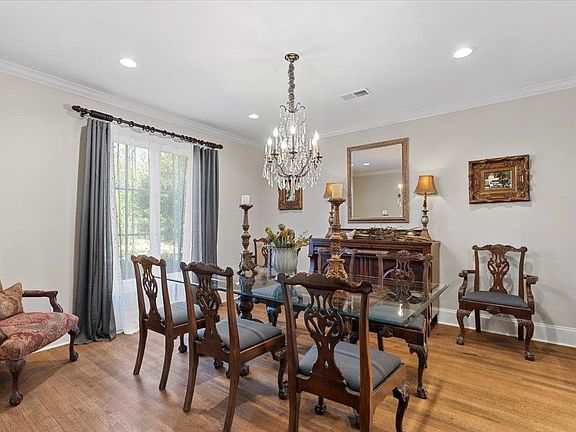 5th image of 2930 Country Place Dr W