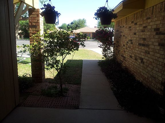 5th image of 14 Placid Ct