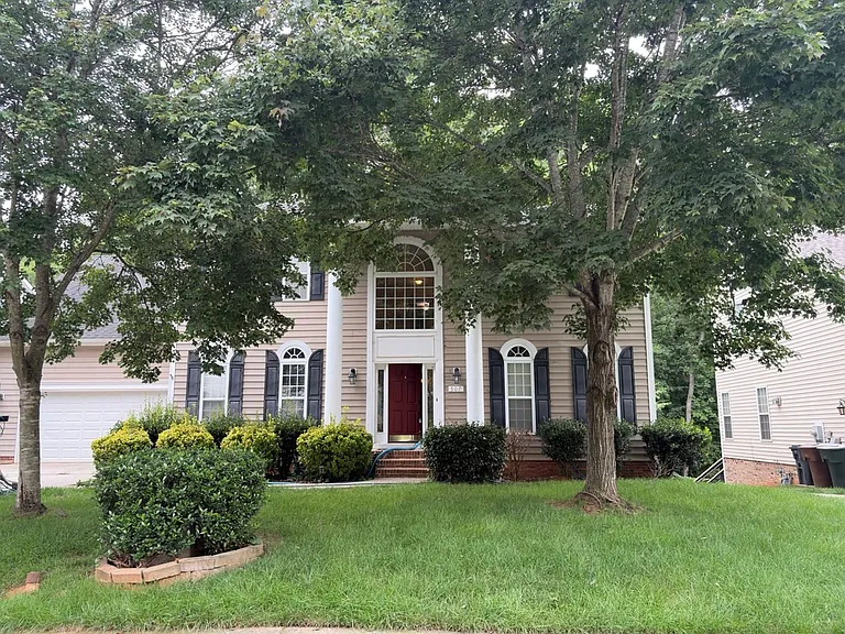 507 Hannah McKenzie Dr — Photo 1