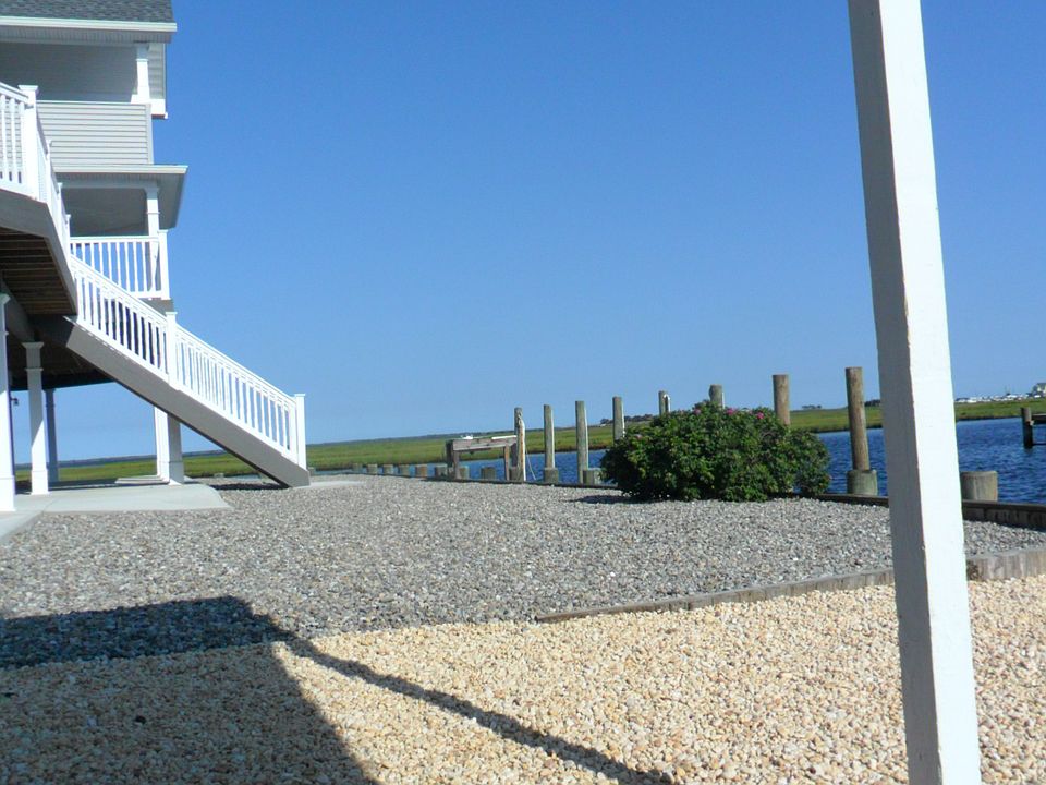 1st image of 246 Sandlewood Dr