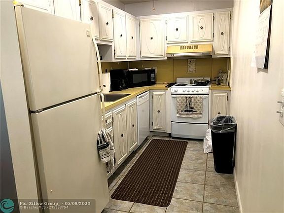 2nd image of 1011 NW 85th Ave