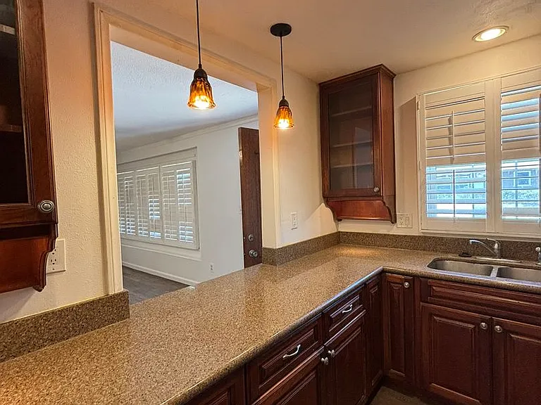 4122 Aragon Dr — Photo 3