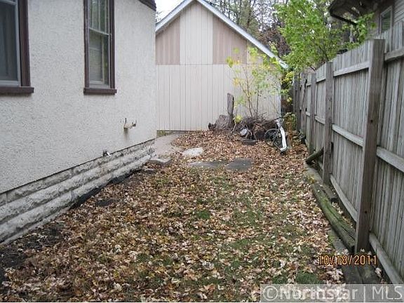 3rd image of 4638 Bryant Ave N