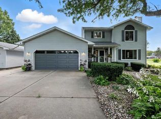 5533 Windridge Rd, Oregon, WI 53575