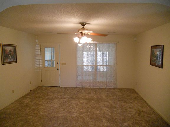4th image of 147 Oak Hill Dr
