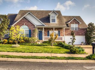 1309 Chapmans Retreat Dr, Spring Hill, TN 37174