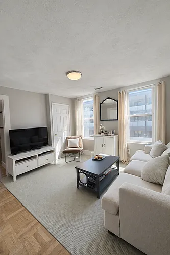116 Old Harbor St #3 Photo 1