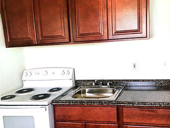 5th image of 1206 W 3rd St