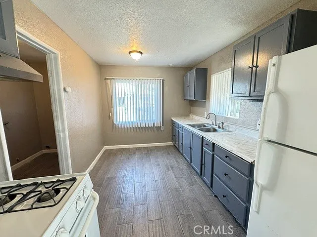 2 bed, 980 sqft, $1,943 — Photo 3