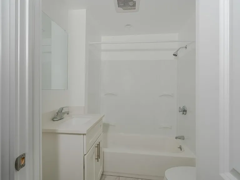 11 Park St — Photo 14